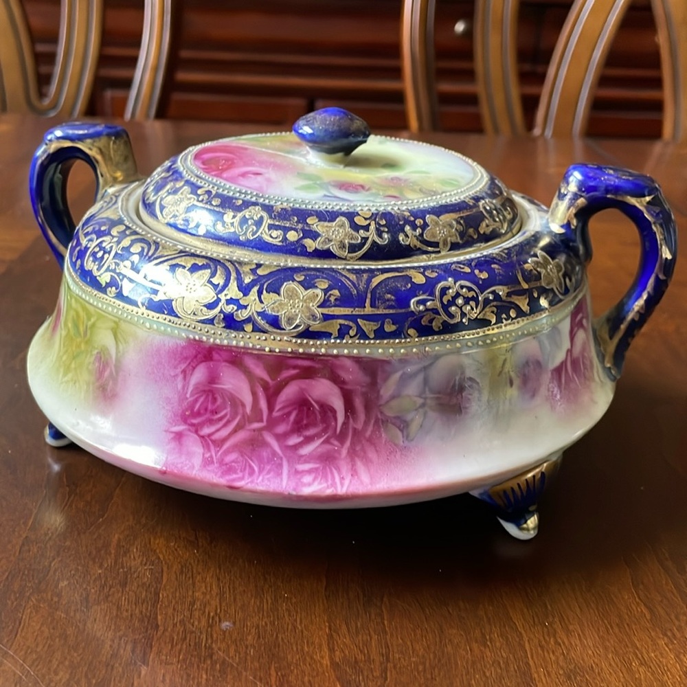 Antique 1891-1921 Nippon Japan covered serving bowl dish with lid hand painted